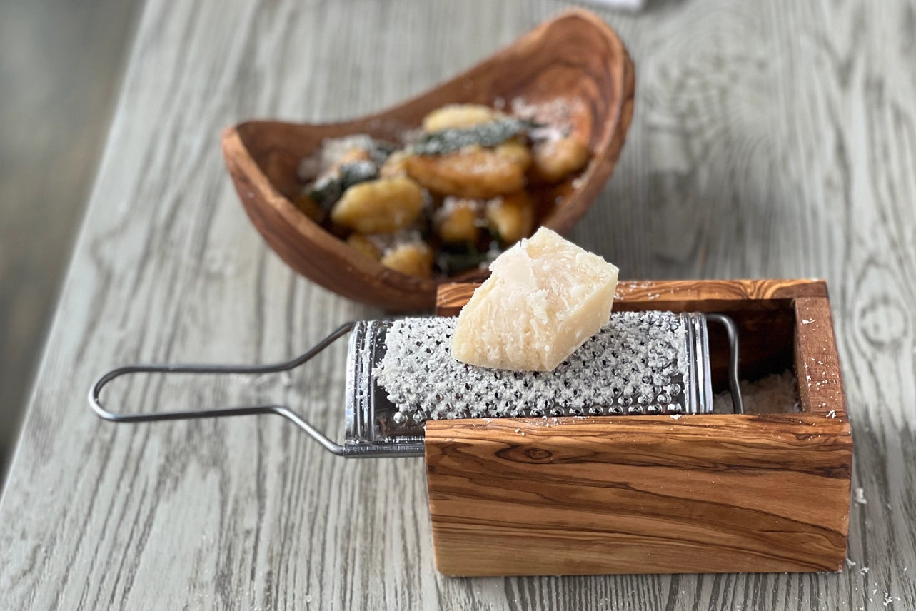 Olivewood Italian Cheese Grater Box