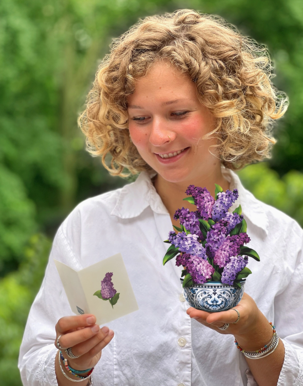 Mini Garden Lilacs Pop-Up Flower Bouquet & Card