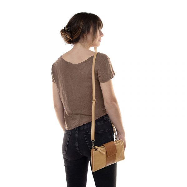 Camryn Colorblock Crossbody Wallet