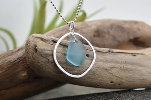 Single Layer Silver Aqua Pendant Necklace