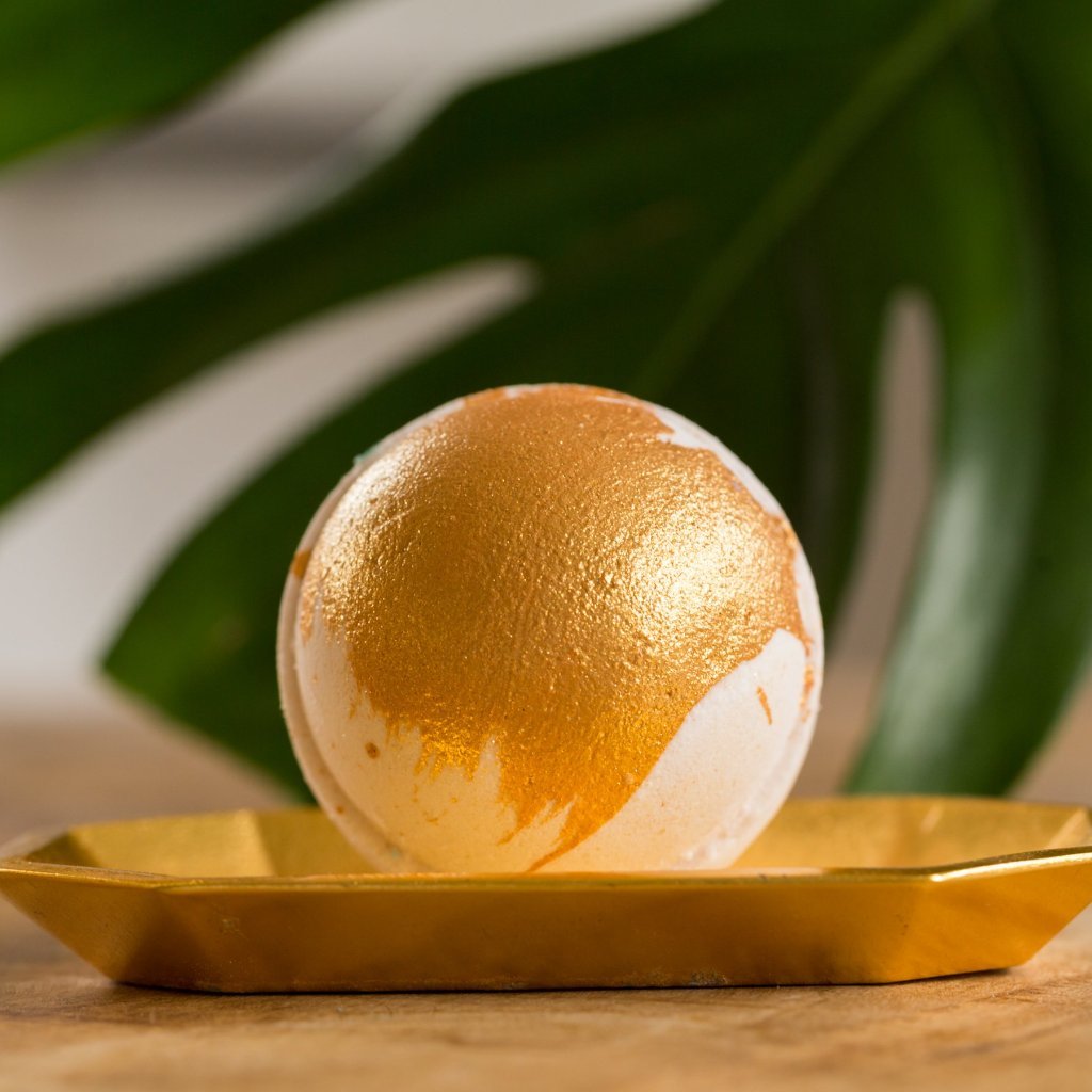 Cleopatra Milk and Honey Bath Bomb